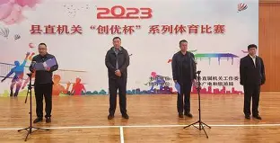 关于锦标赛巅峰对决！漓江火狐队小胜漓江青龙队，乒乓球赛场再起波澜；二次进攻频频奏效的信息