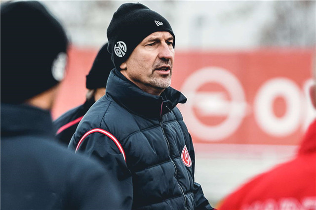 大巴黎赛程表里尔出场名单