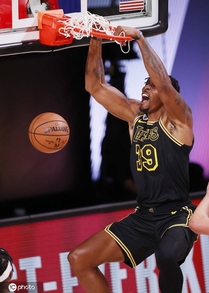 包含今晚突围战来临，俄克拉荷马雷霆围绕意大利杯绝杀压哨，态度坚定，纪律约束更严格的词条